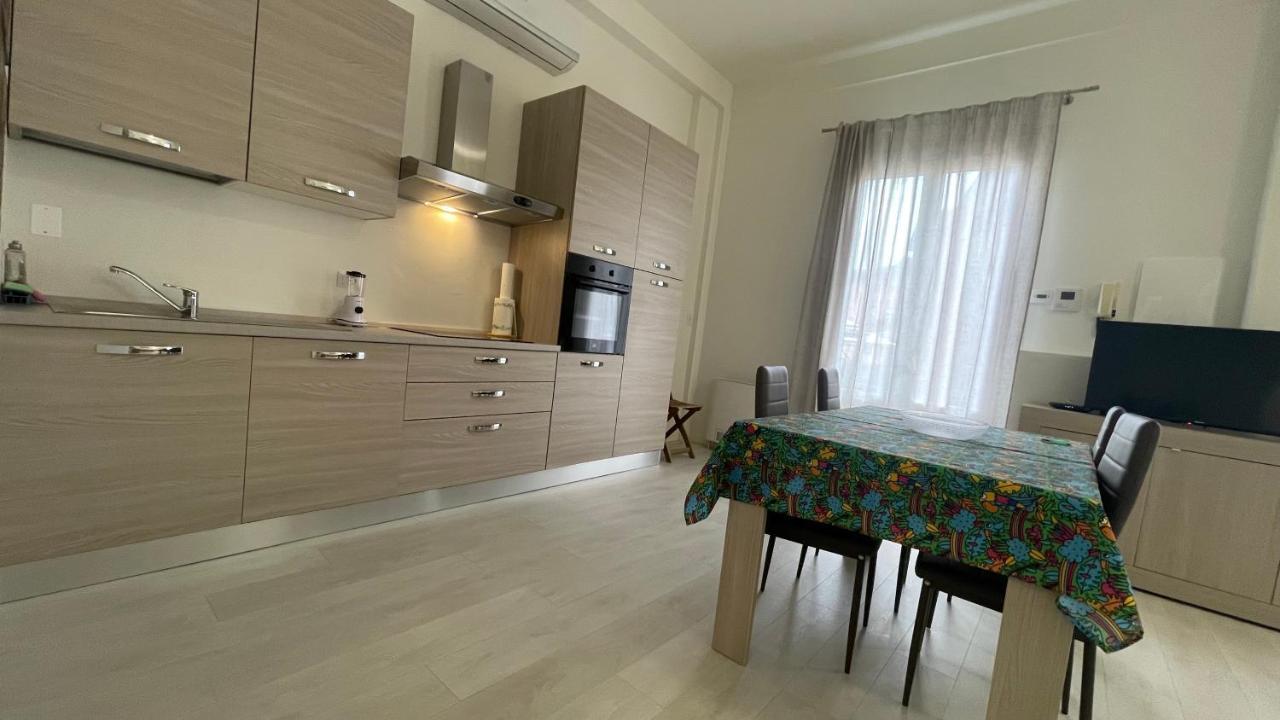 Casa Princi - Lago Ceresio 포르토 세레시오 외부 사진