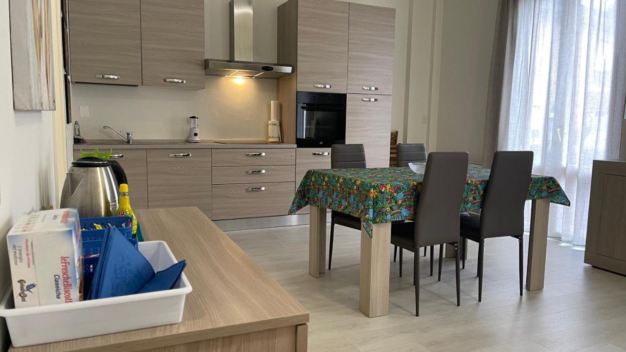Casa Princi - Lago Ceresio 포르토 세레시오 외부 사진